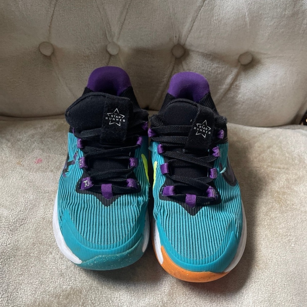 Nike Star Runner Kids Shoes 10.5C